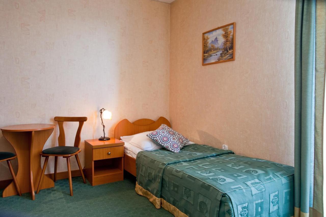 Pensjonat Henryk Krynica-Zdrój Exterior foto